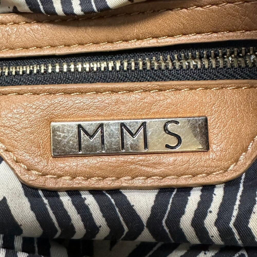 MMS Design Co. Supple Tan Leather Gold Tone Hardware Crossbody Shoulder Bag - Picture 9 of 9